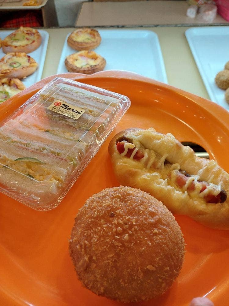 マル井パン ビバタウン店