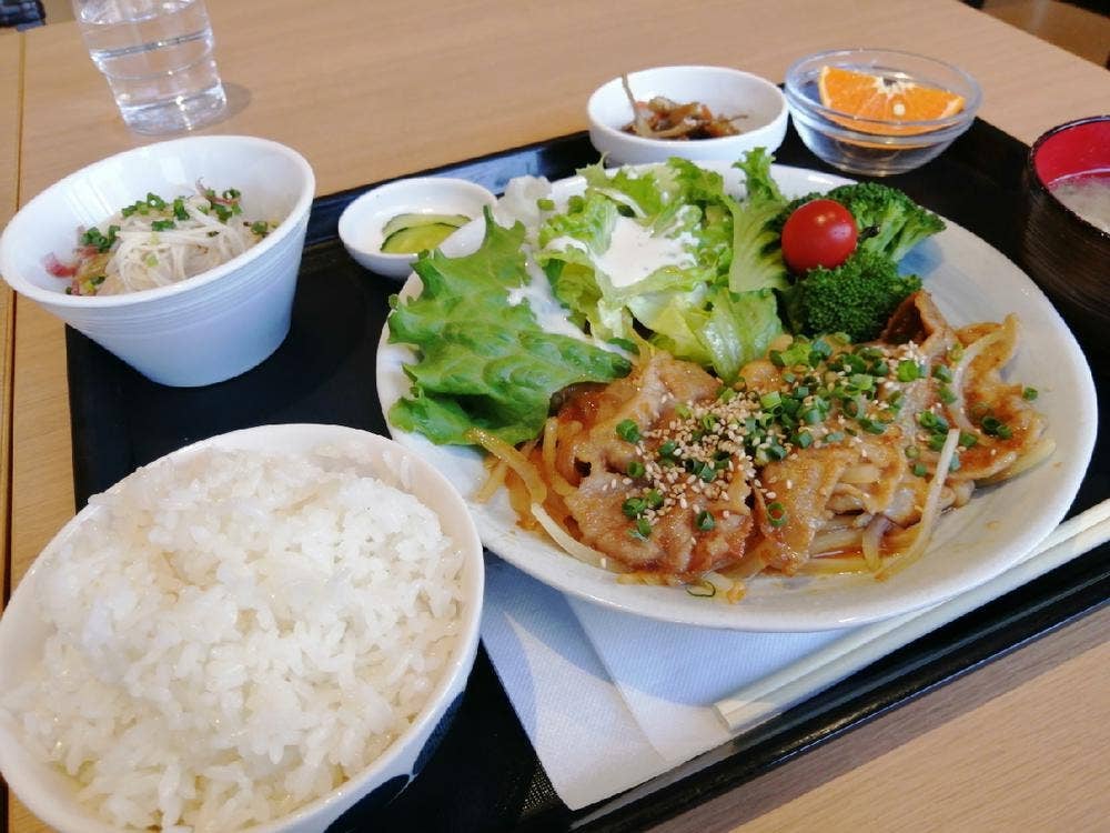 いせや農場フードコート