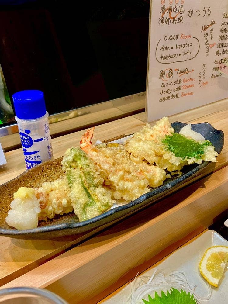 鮨割烹 かつうら