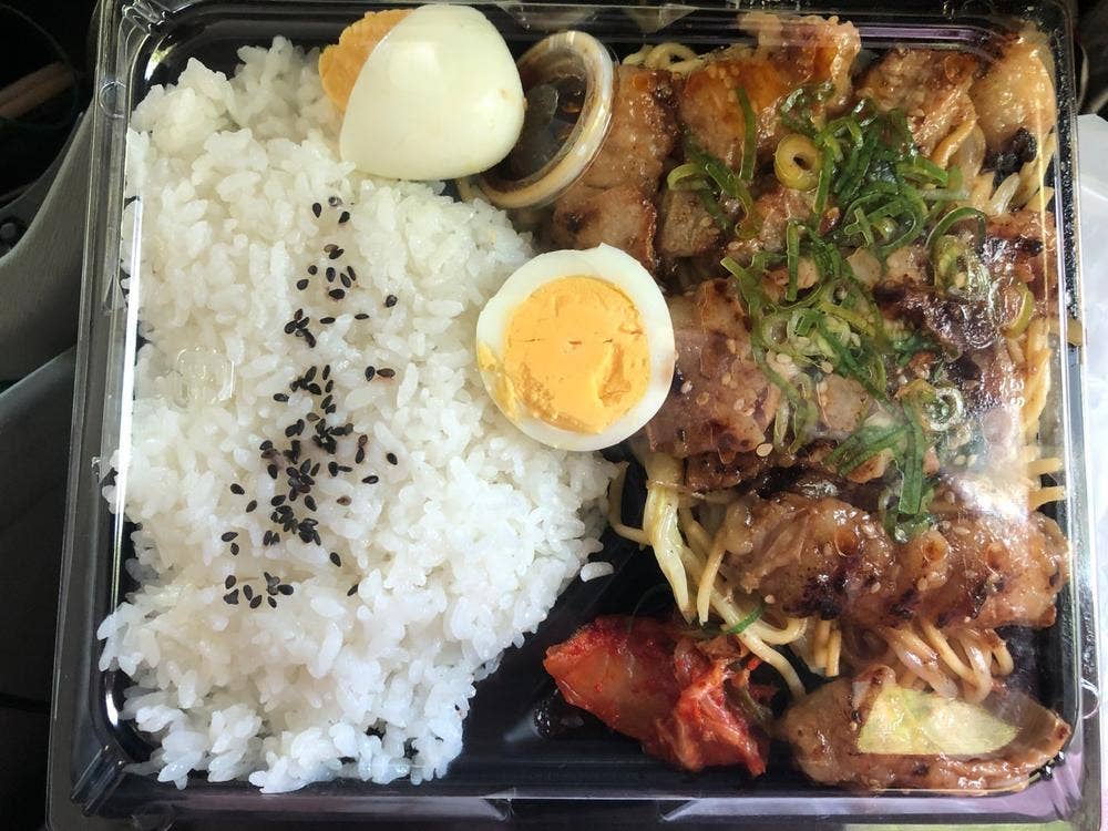 キッチンつむぎ