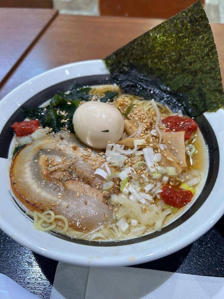 横濱とんこつ TUKASA 港南台店