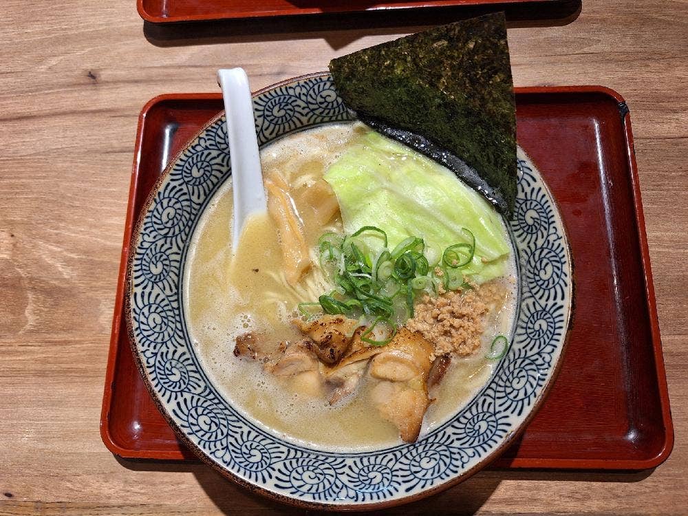 鶏そば かぐら屋 本店