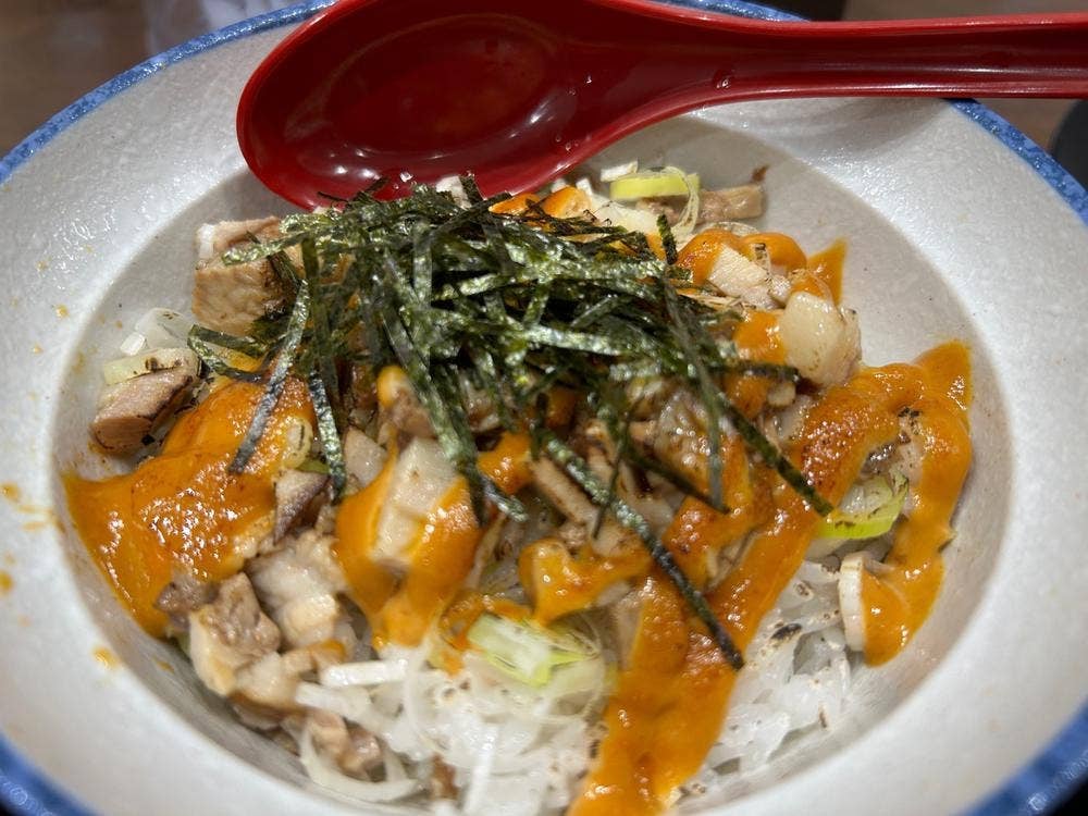 横浜家系ラーメン 龍馬家 佐世保中里店
