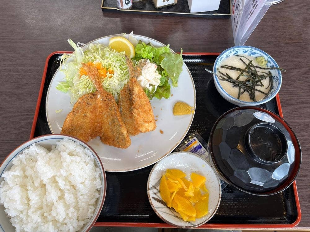 まつかさ食堂