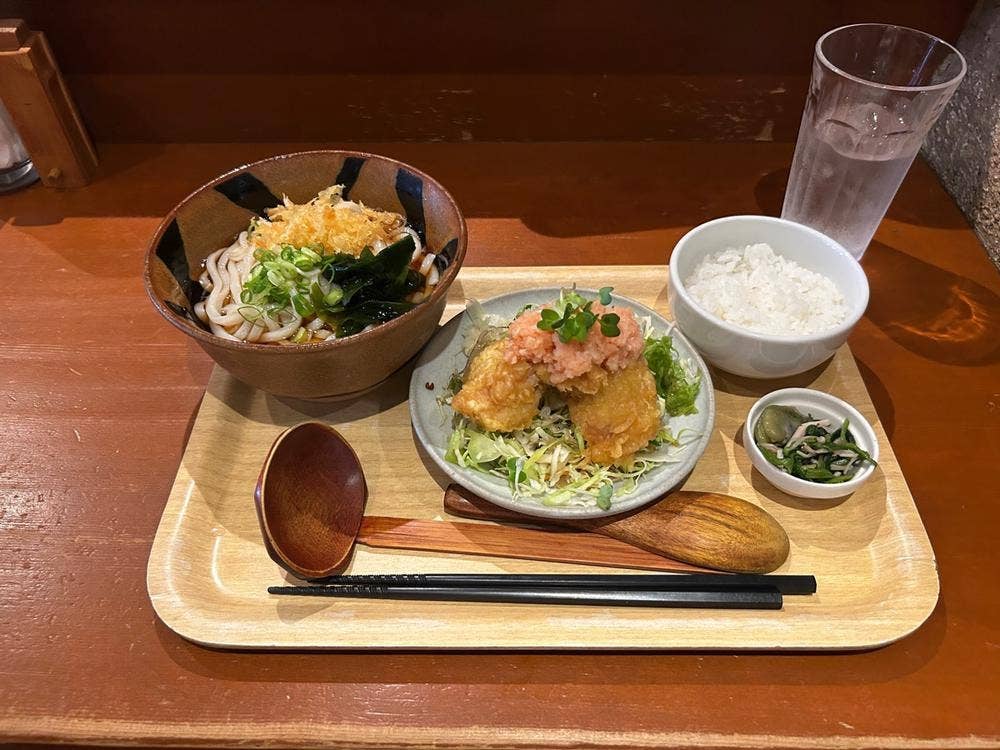 うどんとお酒おとなりさん。