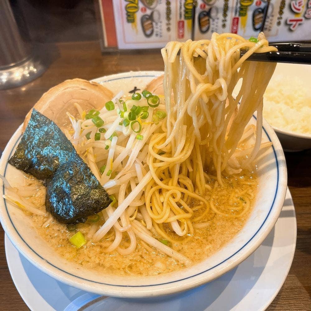 吉相 県庁前店