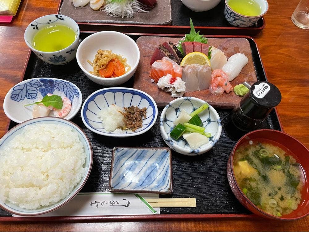 三六