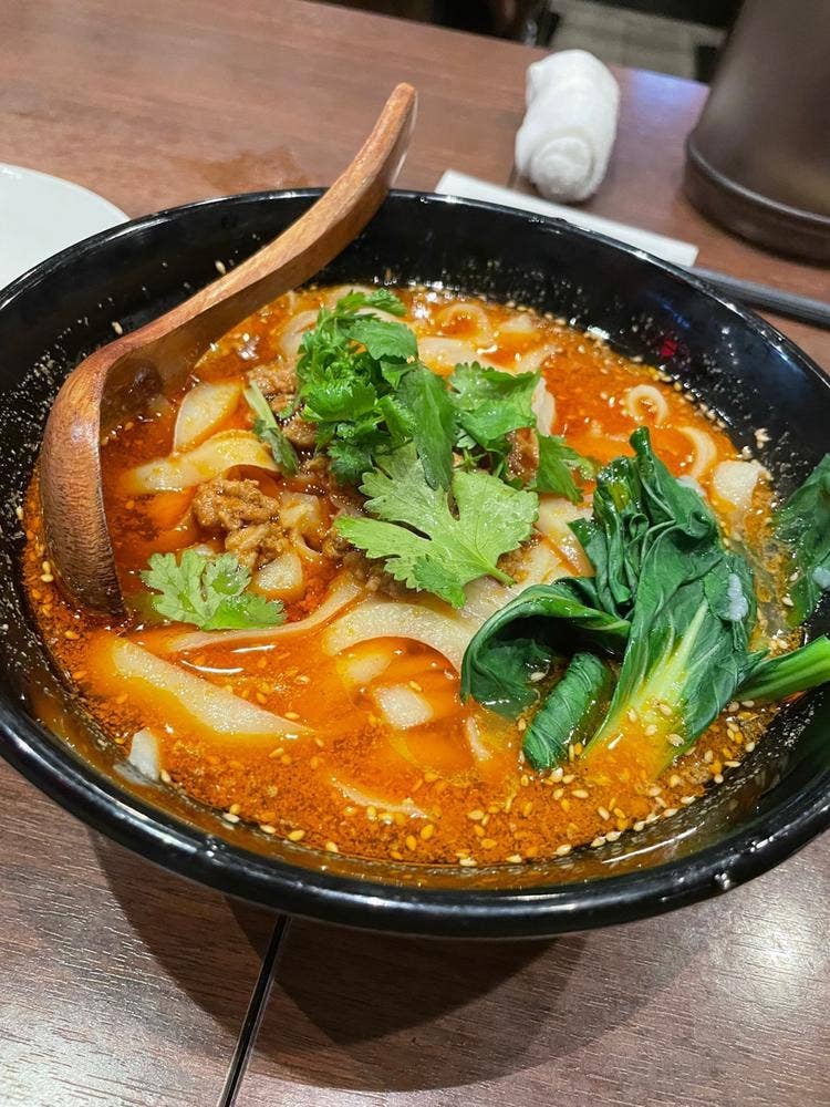 朝霞 刀削麺 天王洲店