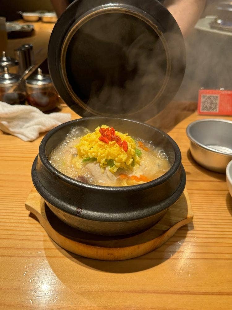 参鶏湯人ル はなれ