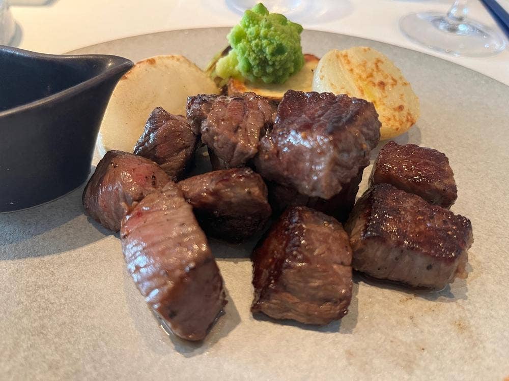 tcc 炉窯炭火焼Steak