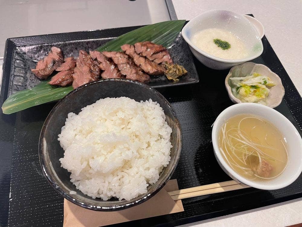焼肉 和昴