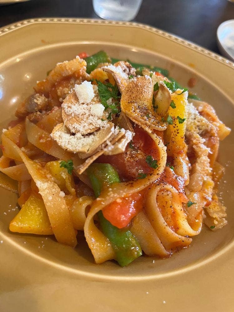 パスタアンドワイン カカポ