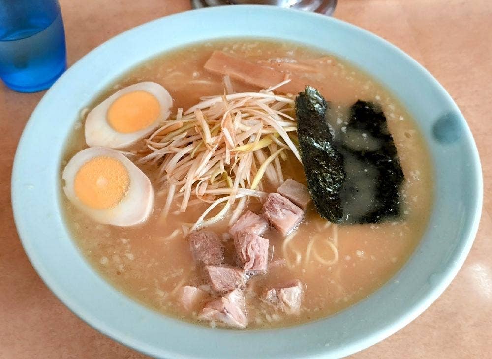 屋台 とんとんラーメン