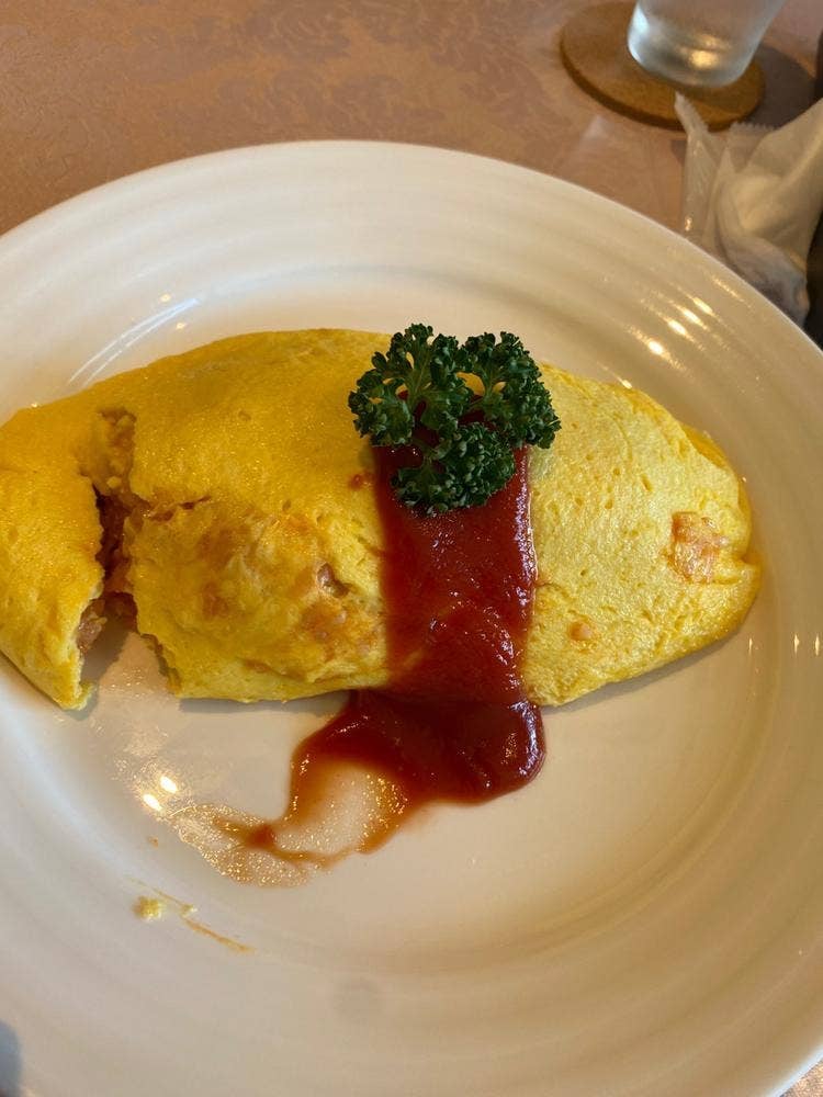 洋食 岡田