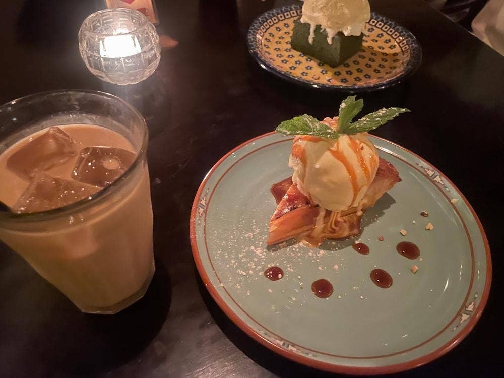 カフェ キャラット