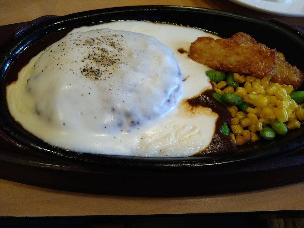 ガスト 倉見店