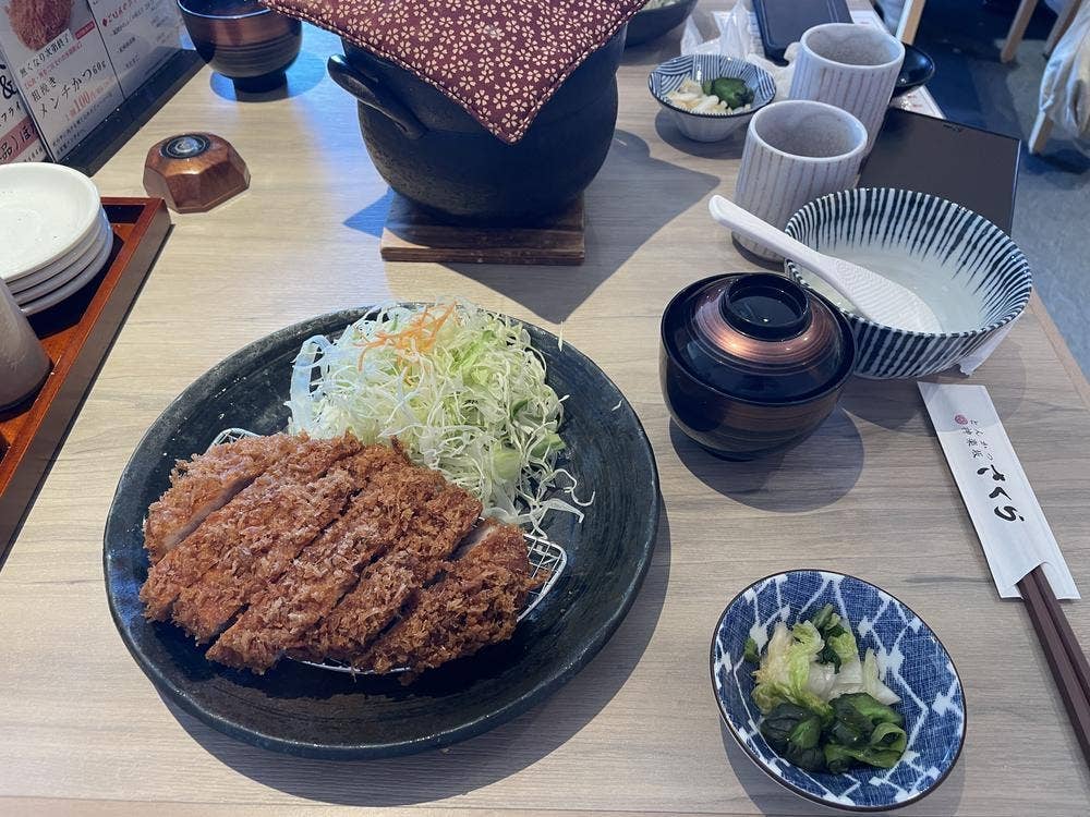 とんかつ神楽坂さくら 西尾住崎店
