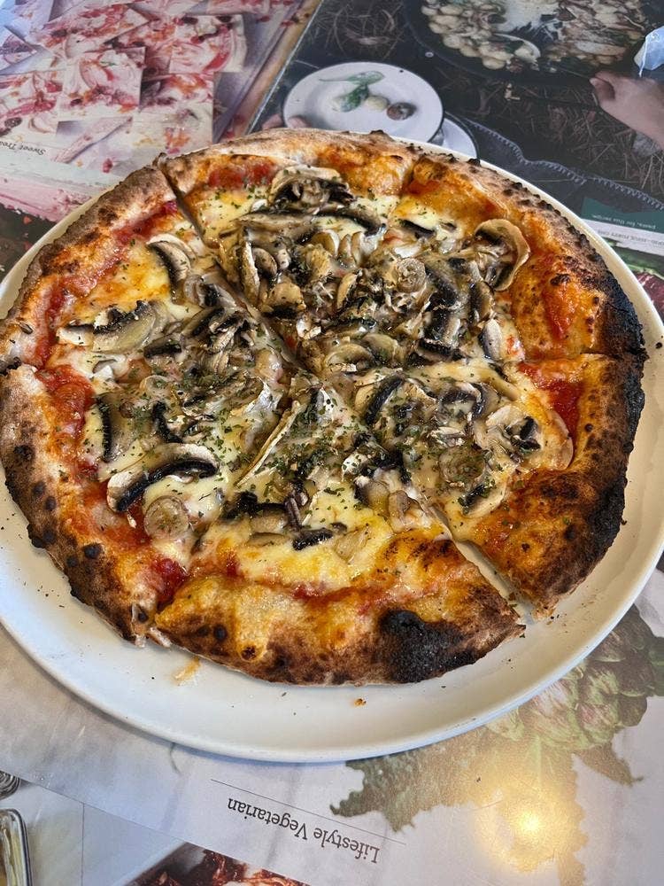 ピッツェリア ラ モネタ