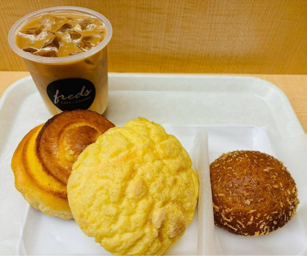 フレッズカフェ梅田店
