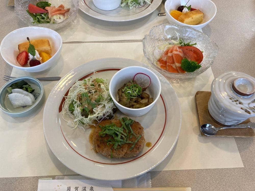 レストラン しゃくなげ