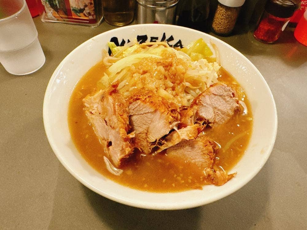 ラーメン山 なぜか