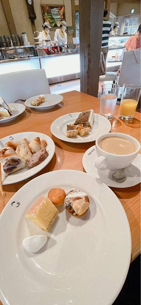 たねや クラブハリエ 守山玻璃絵館