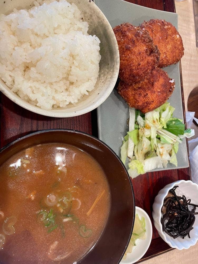 定食屋 TOM