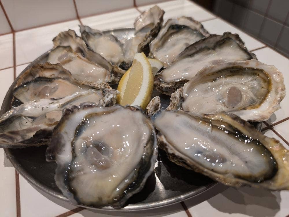 大衆サカバ牡蠣る。