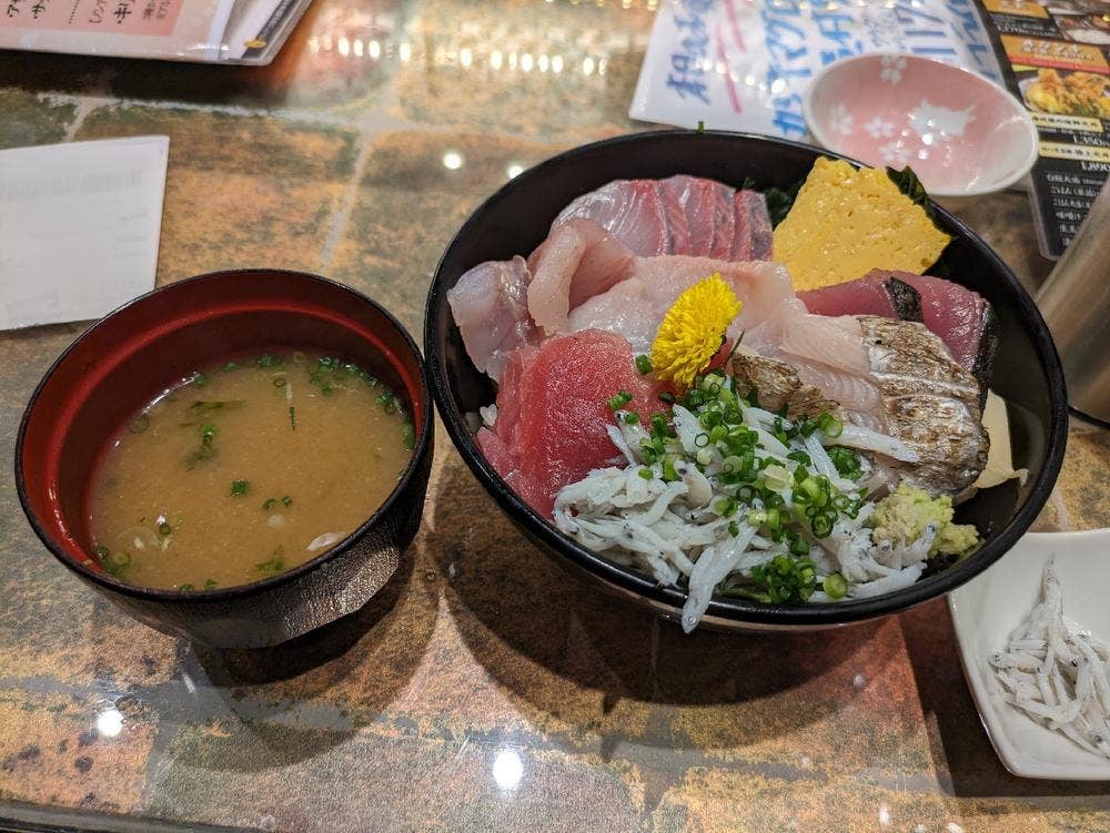 すし・魚処 のへそ 静岡本店