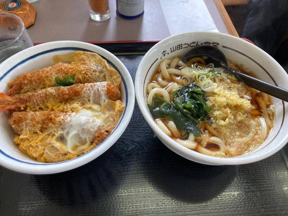 山田うどん 大宮中川店