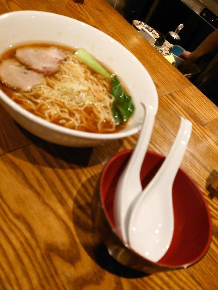 無化調醤油ラーメン しのわ 福岡今泉店
