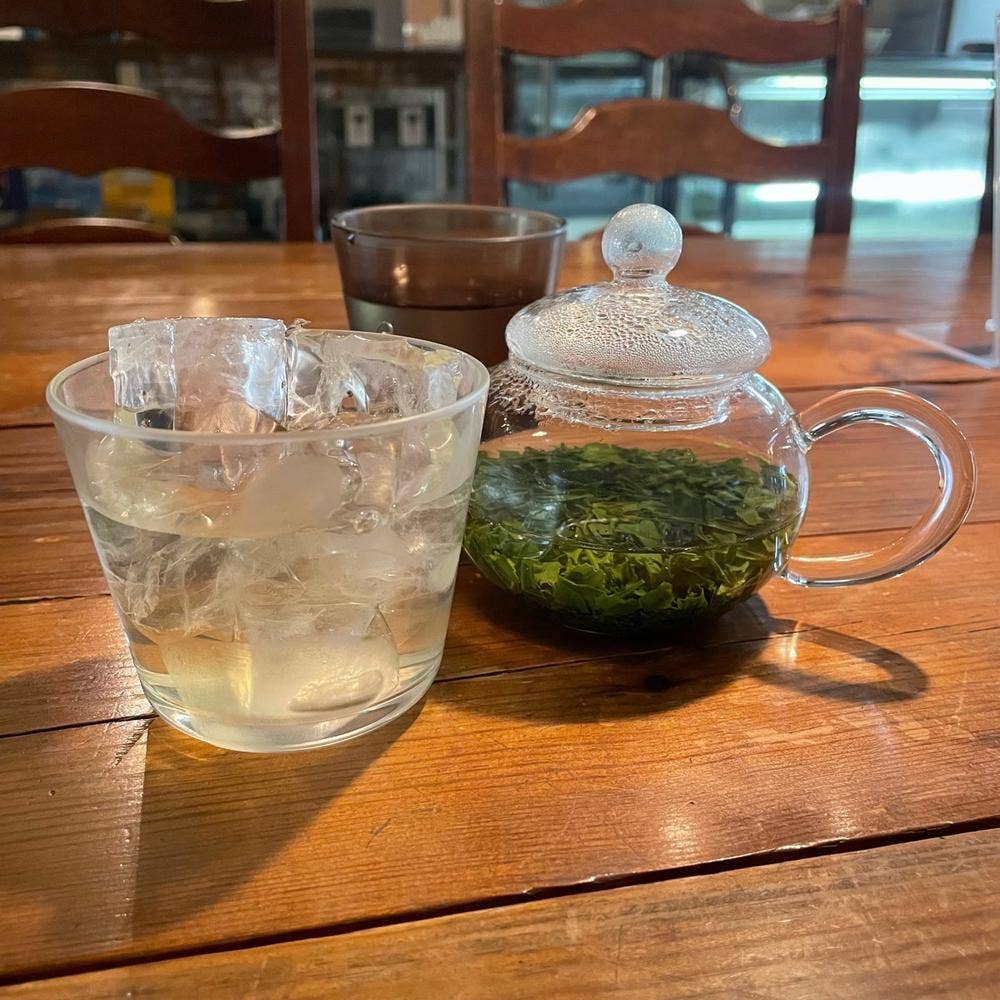 喫茶室 了見