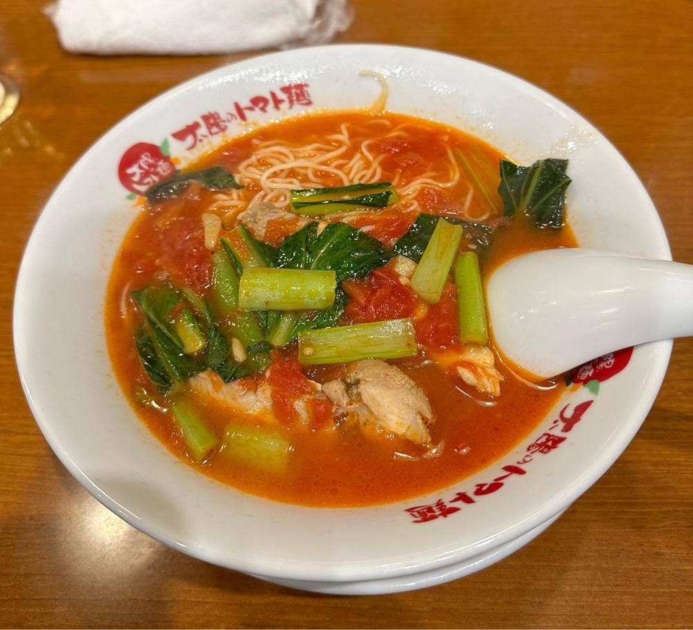 太陽のトマト麺 十日市場支店