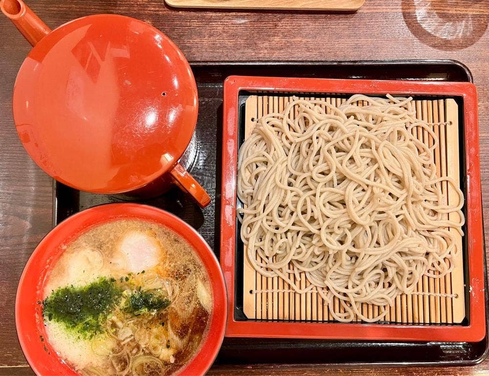 蕎麦・ダイニング・バー 煮物や 艶