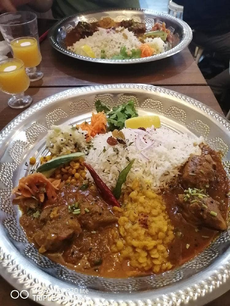 六本松カレチネ