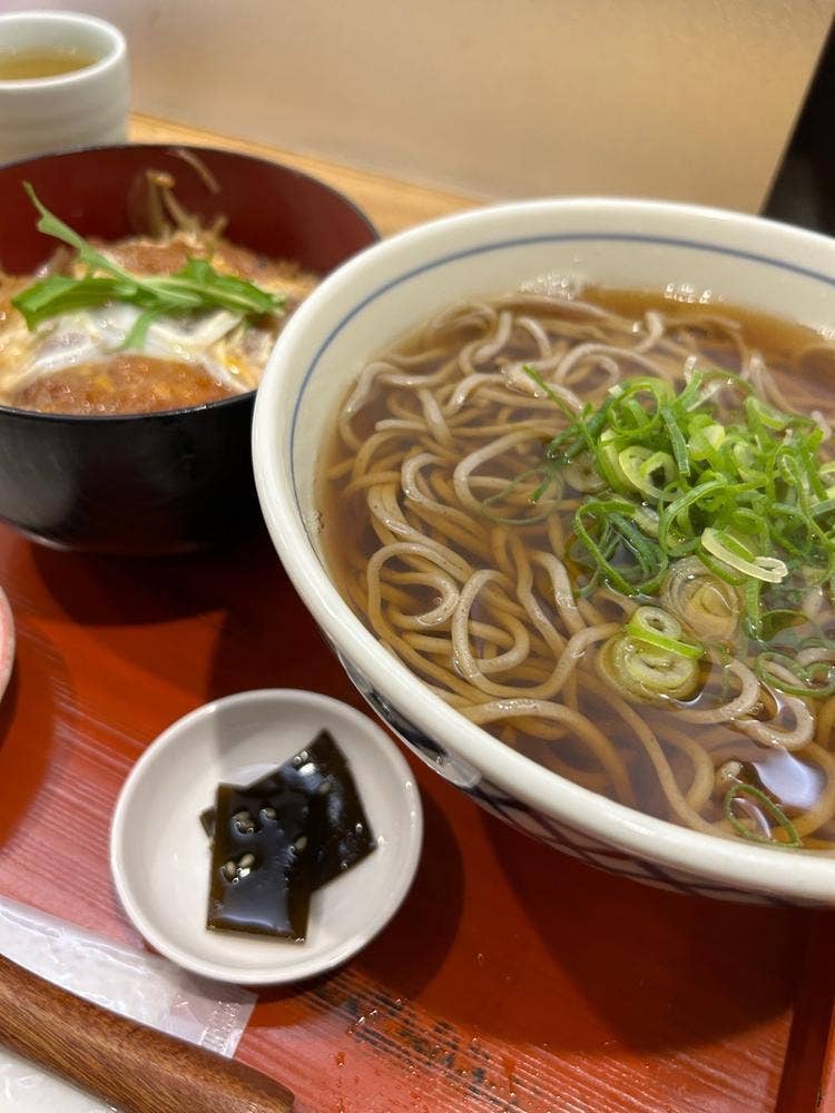 蕎麦処 草八 天神店