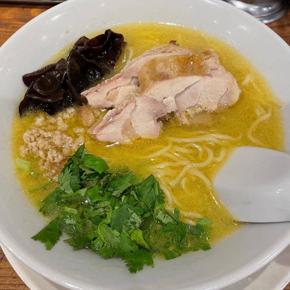鶏白湯ラーメン 鳥ぶし