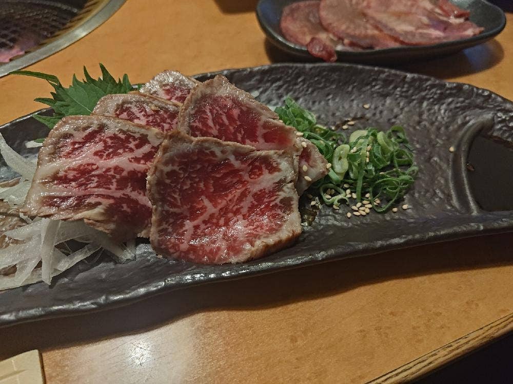 ぴこぴこ精肉店 春日