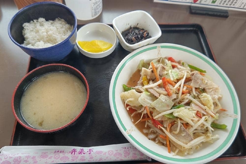 弁菜亭 本店