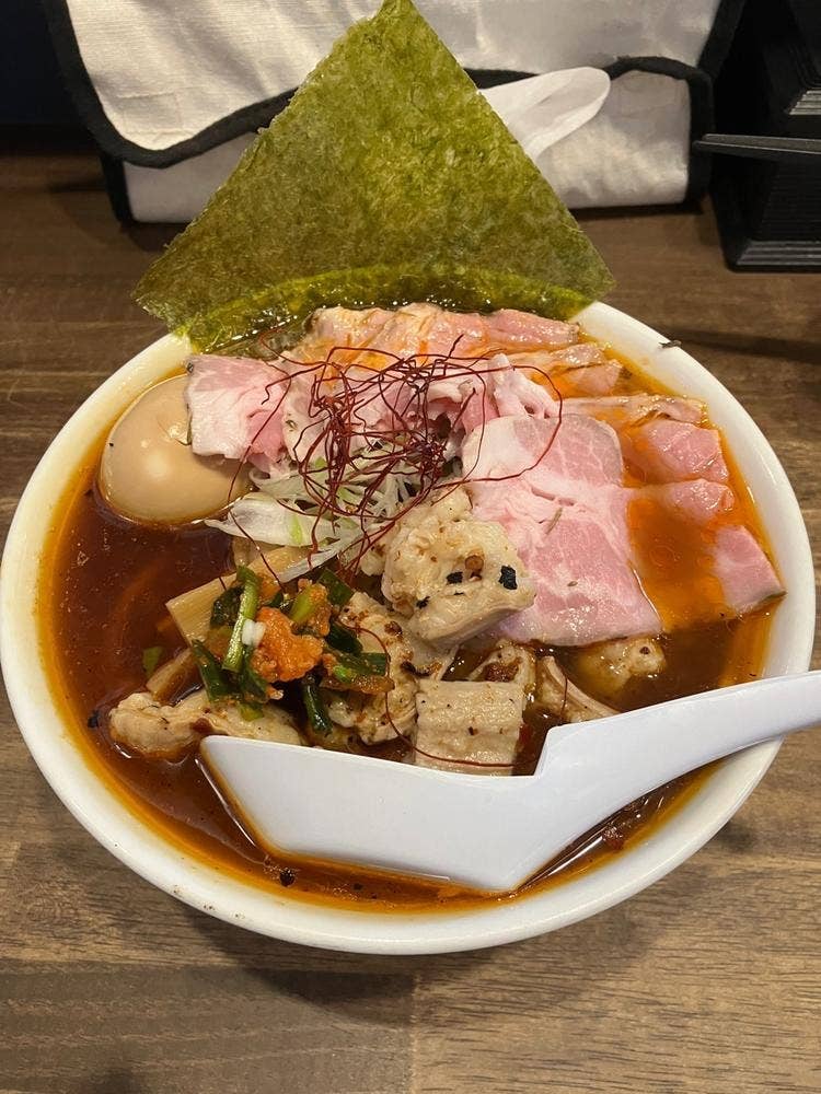 江乃華 JAPAN RAMEN