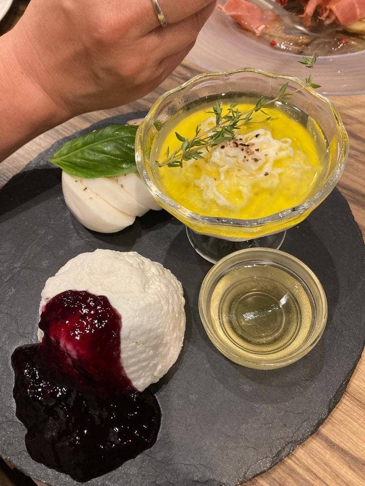 chichi cheese factory AND wine