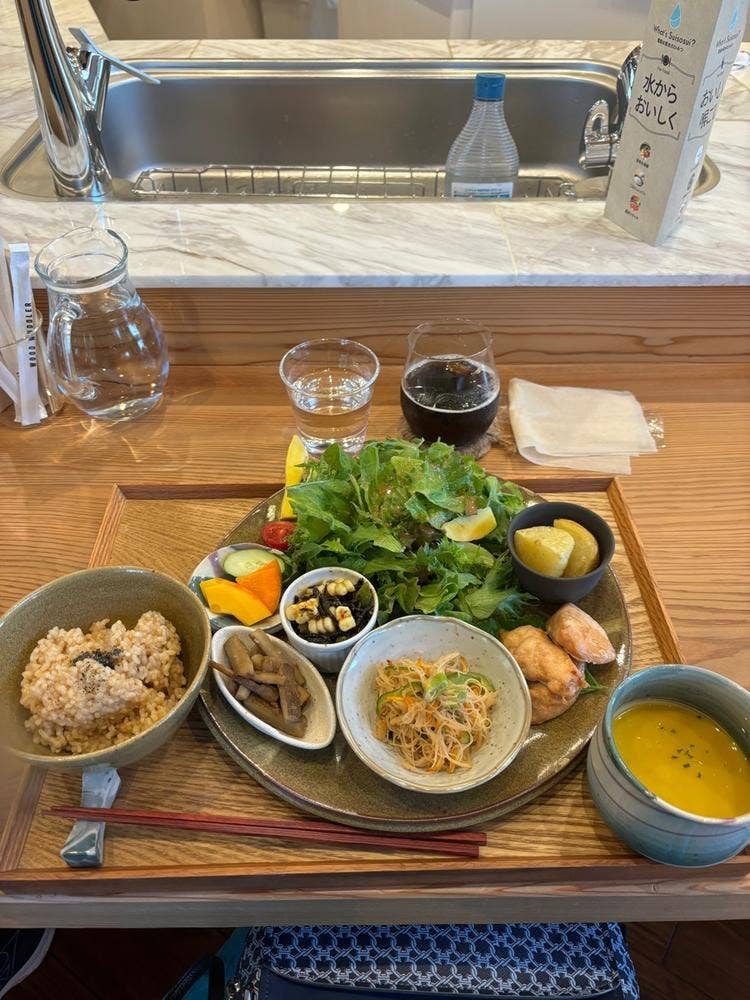 お野菜クリニック とまりこ食堂