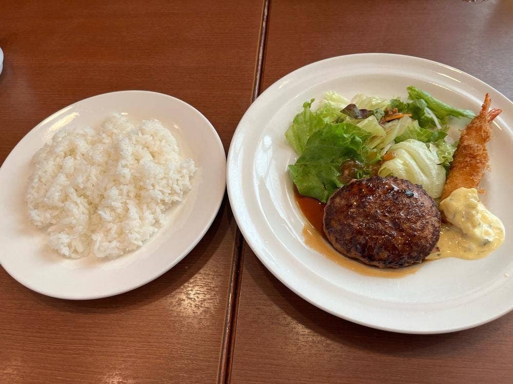 ガスト 兵庫駅前店