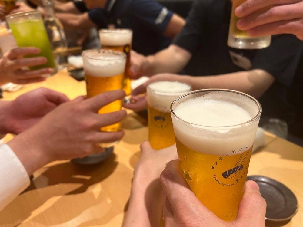 寿司とワイン サンチャモニカ