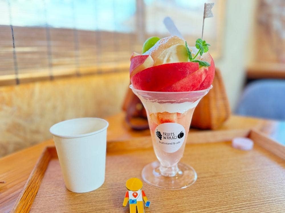 FRUITS WAKAGI fruitsstand＆cafe