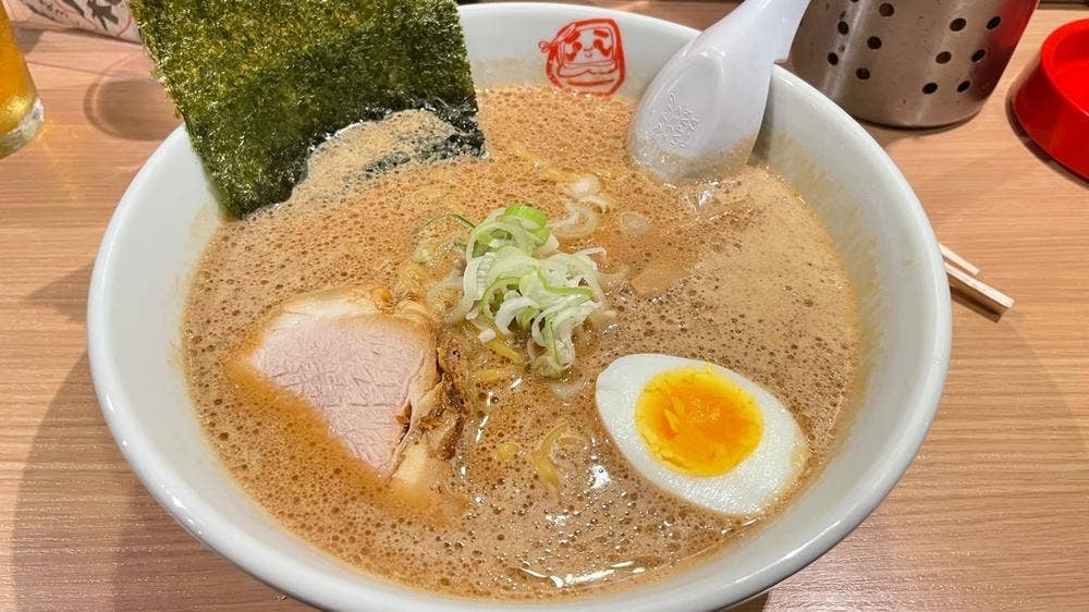 夜のだるまや