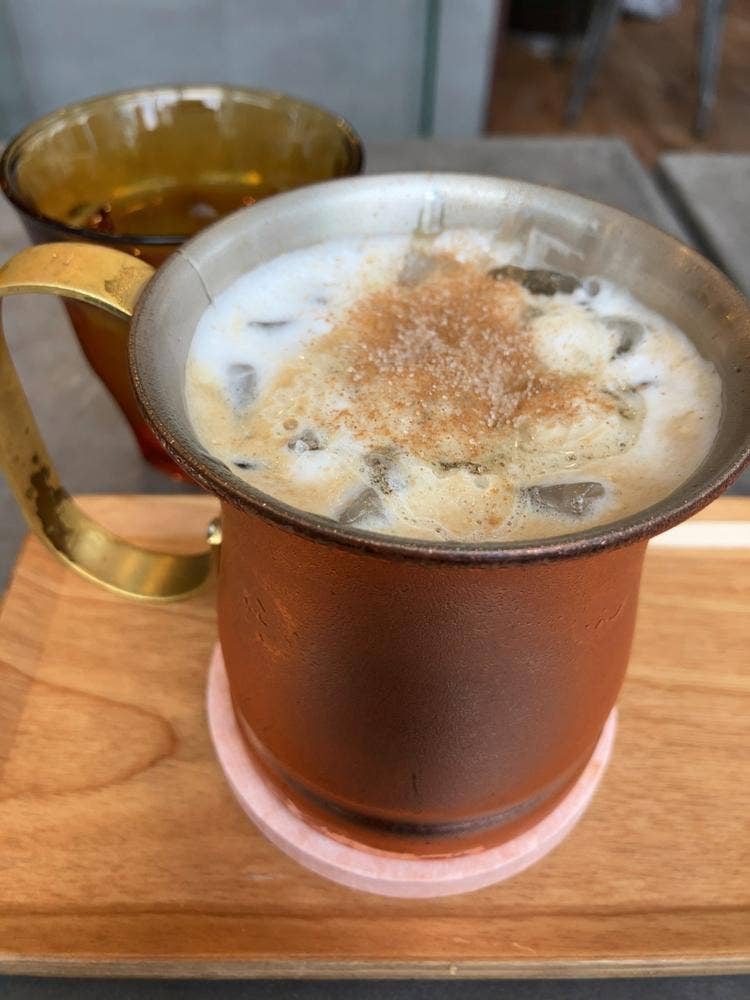 LEONS COFFEE 神田店