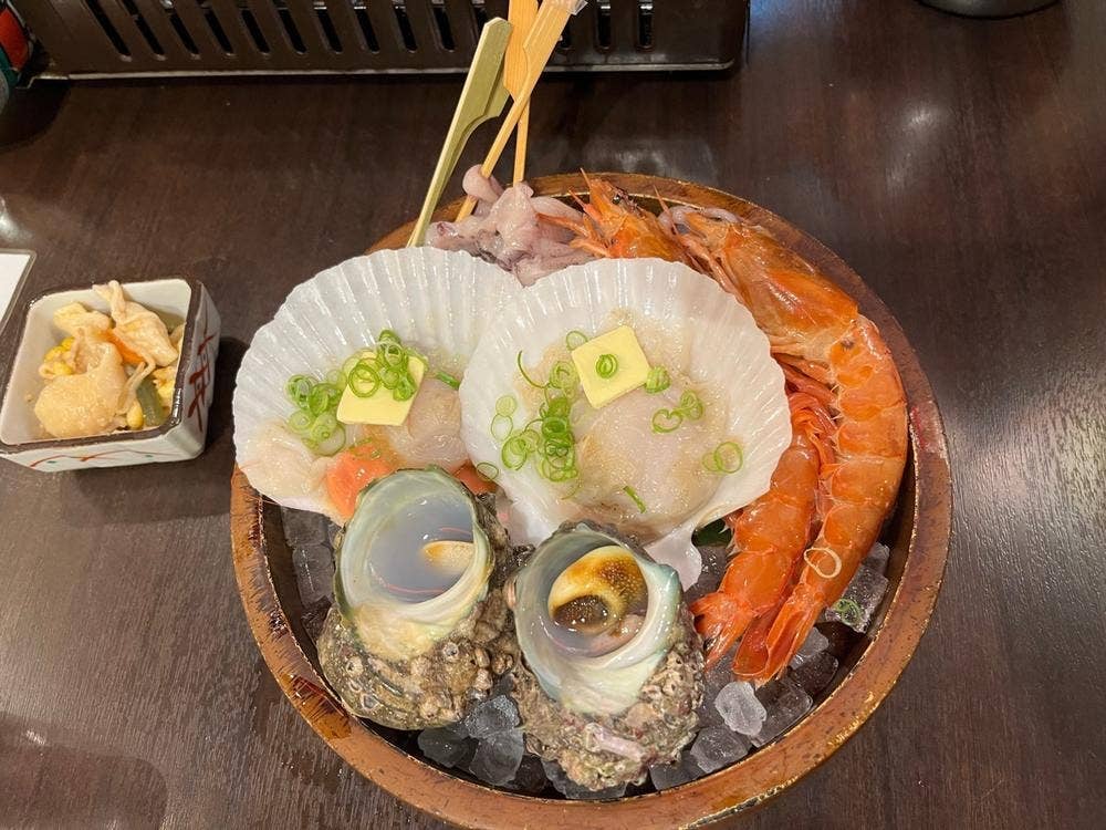 海鮮居酒屋 三ノ宮産直市場 三宮サンキタ通り店