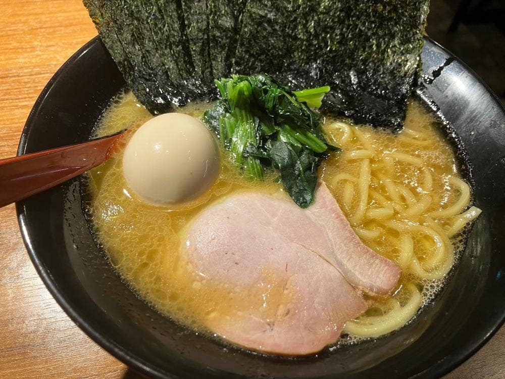 MEN-EIJI EAK 東区本町店