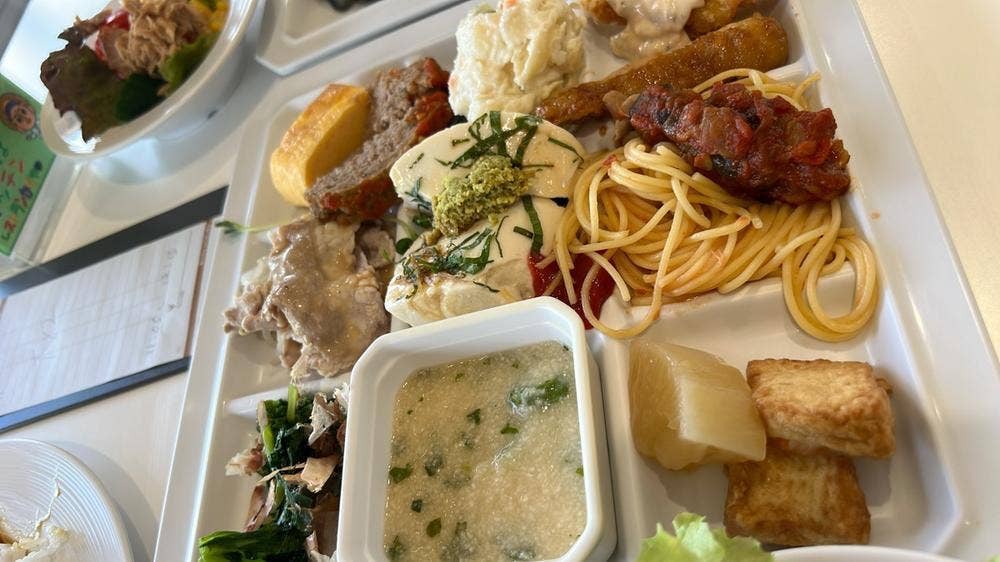 産直バイキングレストラン かぐやま まほろばキッチン